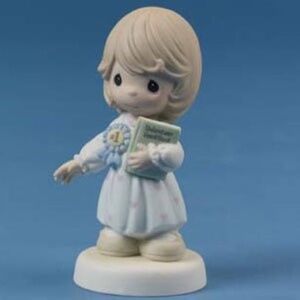 Precious moments”Blesses Are They Who Serve” Figurine